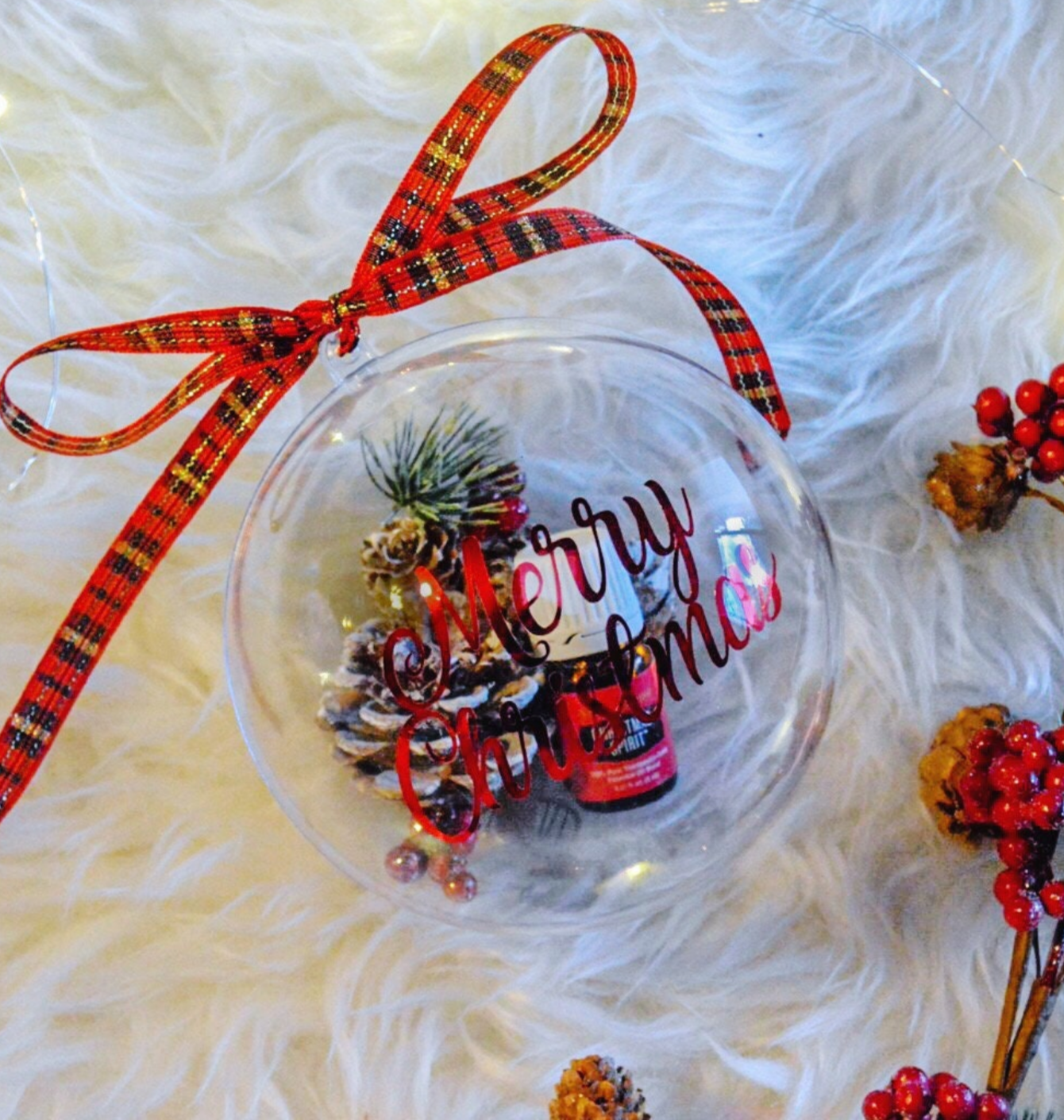 Fillable Christmas Ornament